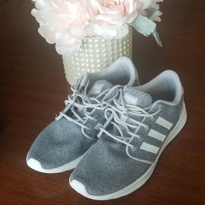 Adidas Cloudfoams Size 9